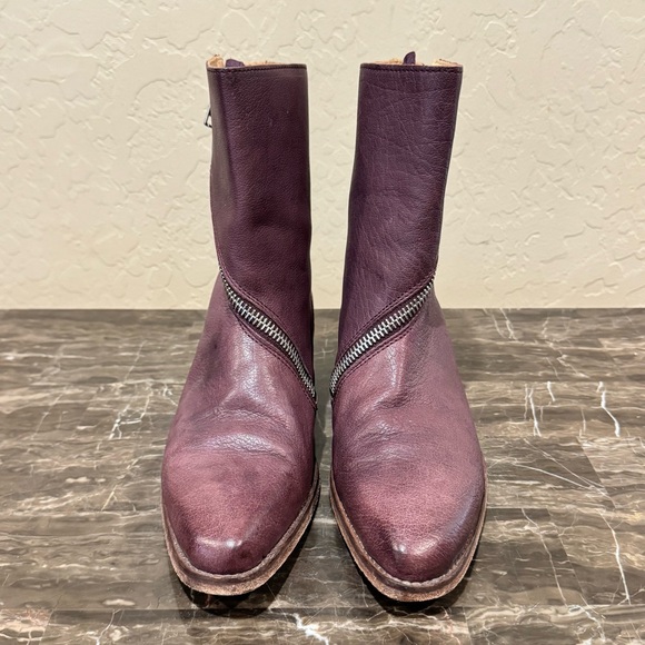 John Fluevog Ruth Skin Spiral Zip Leather Boots - Picture 6 of 13
